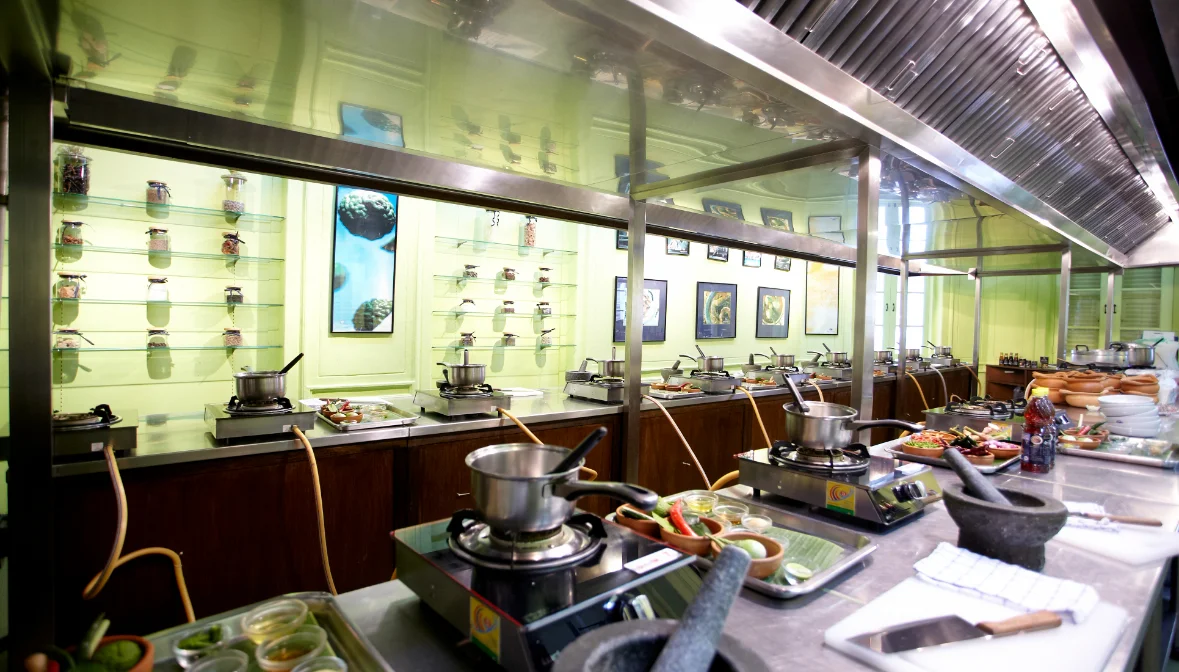 Blue Elephant Bangkok: Dining & Cooking Class Guide